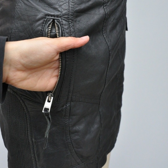 ALLSAINTS Black LEATHER Mini Skirt Zip Up US 4 - Picture 3 of 10